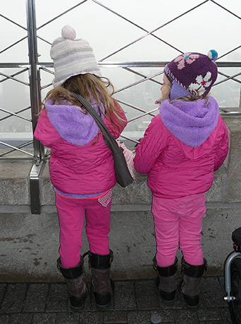 Empire State Building girls