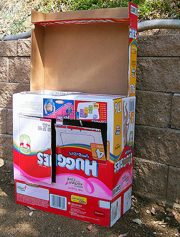 gift_gab-cardboard_furniture1