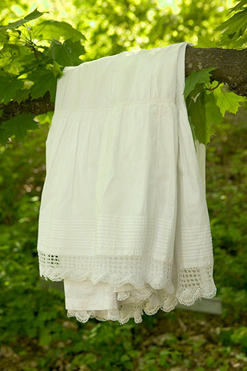 linens-clotheslinef