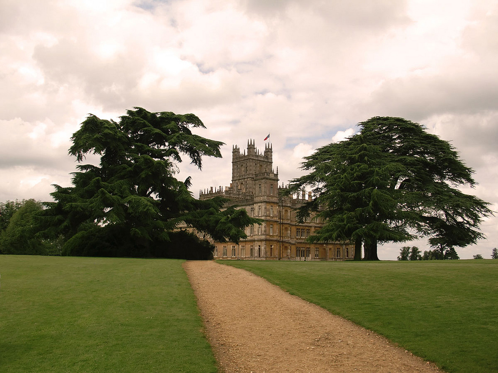 Highclere_Castle_July_2012_(7)