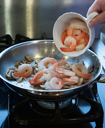 Today’s Recipe: Creamy Shrimp & Mushroom Spaghetti Squash | Raising ...